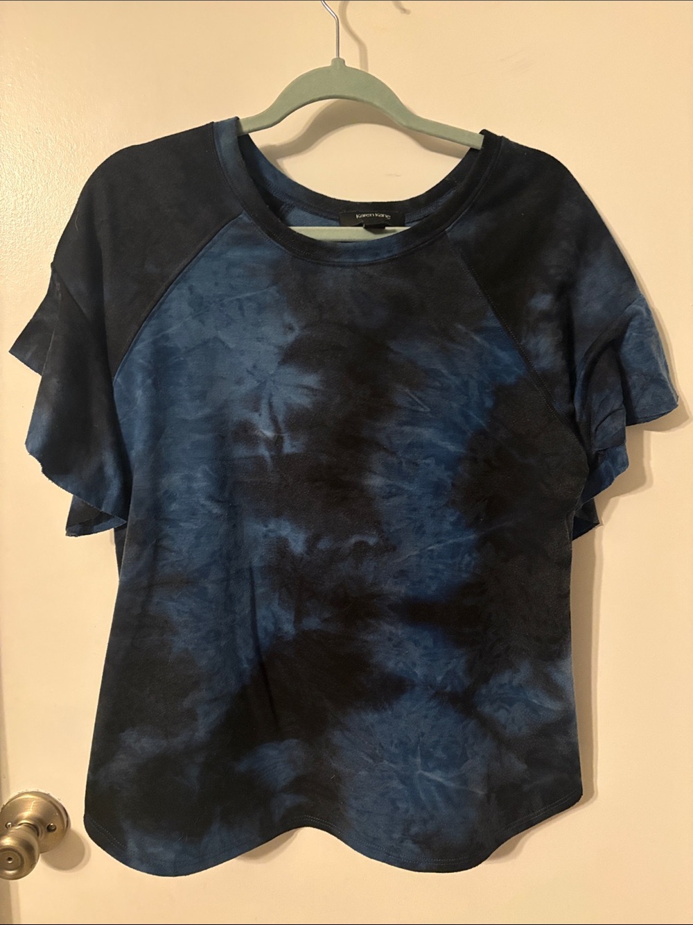 Karen Kane Blue and Black Tie-Dye Ruffle Sleeve Tee